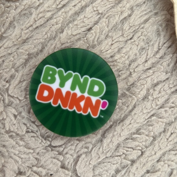 Dunkin Donuts BYND DNKN reusable tote bag and pop socket bundle New - Picture 8 of 16